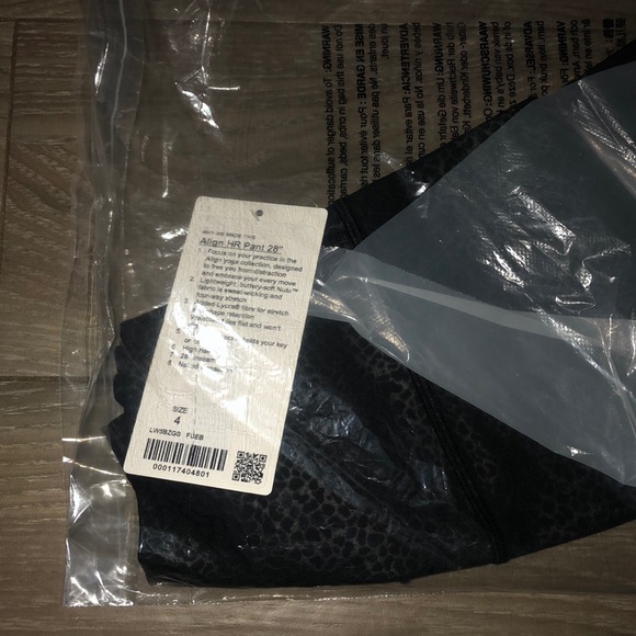 Lululemon Align Pant 28” - Picture 6 of 6